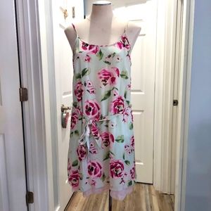 Kensie Floral Dress green pink flowers Size medium